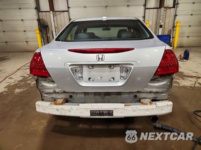 Zdjęcie 6 z 13 samochodu: 2007 HONDA ACCORD EX VIN:1HGCM56817A211788 - miniatura