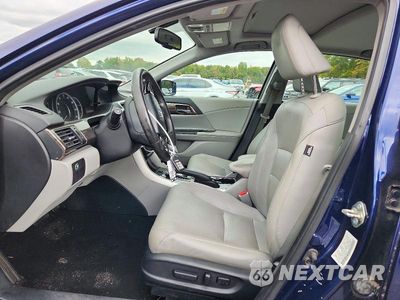 Zdjęcie 7 z 13 samochodu: 2017 HONDA ACCORD EXL VIN:1HGCR2F82HA184974 - miniatura