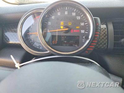 Zdjęcie 9 z 12 samochodu: 2017 MINI COOPER S VIN:WMWXU3C39H2F48802 - miniatura