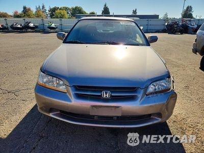 Piąte zdjęcie samochodu w środku: 2000 HONDA ACCORD EX VIN:JHMCG5653YC028313 - miniatura