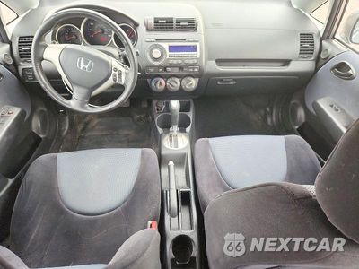 Zdjęcie 8 z 12 samochodu: 2007 HONDA FIT S VIN:JHMGD38617S012698 - miniatura