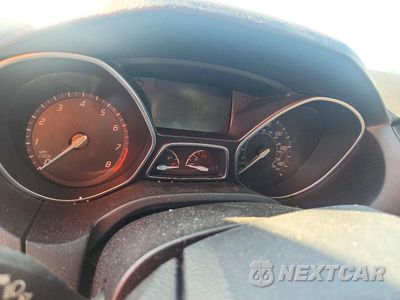 Zdjęcie 9 z 12 samochodu: 2013 FORD FOCUS SE VIN:1FADP3F25DL358471 - miniatura