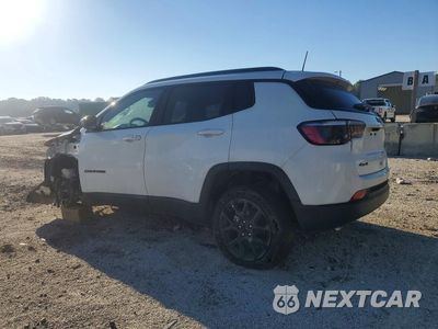 Drugie zdjęcie samochodu z przodu: 2025 JEEP COMPASS LATITUDE VIN:3C4NJDBN3ST529239 - miniatura