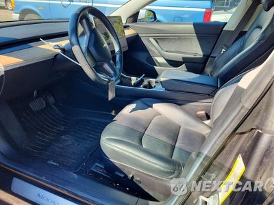 Zdjęcie 7 z 12 samochodu: 2018 TESLA MODEL 3 VIN:5YJ3E1EA9JF020031 - miniatura