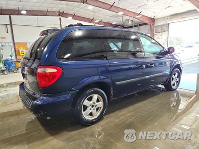 Trzecie zdjęcie samochodu z tyłu: 2005 DODGE CARAVAN SXT VIN:1D4GP45R35B365165 - miniatura