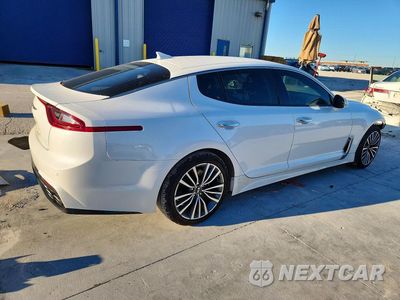 Trzecie zdjęcie samochodu z tyłu: 2019 KIA STINGER BASE VIN:KNAE15LA1K6068311 - miniatura