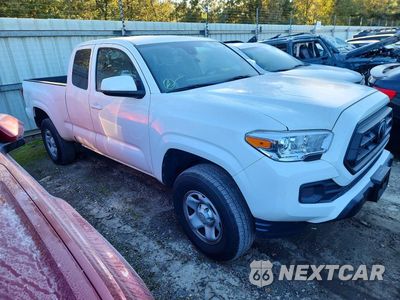 Czwarte zdjęcie samochodu z boku: 2023 TOYOTA TACOMA SR VIN:3TYRX5GNXPT083112 - miniatura