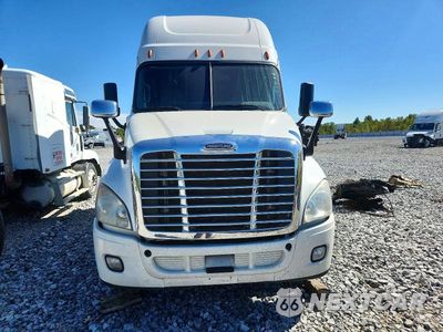 Zdjęcie 14 z 14 samochodu: 2015 FREIGHTLINER CASCADIA 125 VIN:3AKJGLD53FSGD8463 - miniatura