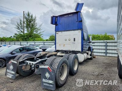 Trzecie zdjęcie samochodu z tyłu: 2019 INTERNATIONAL LT625 SEMI TRUCK VIN:3HSDZTZR6KN363026 - miniatura