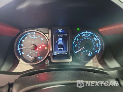 Zdjęcie 9 z 12 samochodu: 2017 TOYOTA TACOMA TRD SPORT VIN:3TMCZ5AN2HM095096 - miniatura