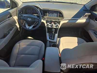 Zdjęcie 8 z 13 samochodu: 2019 HYUNDAI ELANTRA SEL VIN:5NPD84LF7KH484031 - miniatura