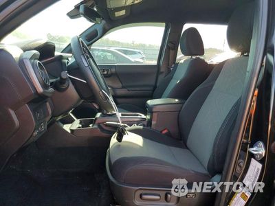 Zdjęcie 7 z 12 samochodu: 2023 TOYOTA TACOMA TRD SPORT VIN:3TMCZ5ANXPM642016 - miniatura