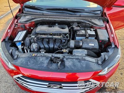Zdjęcie 11 z 12 samochodu: 2017 HYUNDAI ELANTRA SE VIN:5NPD84LF9HH037838 - miniatura