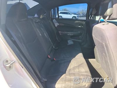Zdjęcie 10 z 12 samochodu: 2012 CHRYSLER 200 TOURING VIN:1C3CCBBGXCN263571 - miniatura