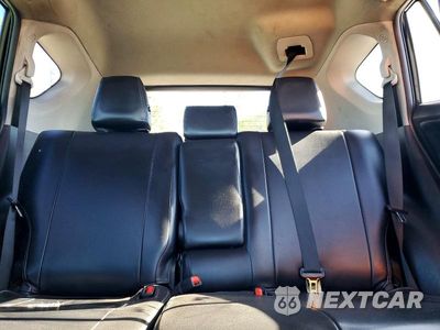 Zdjęcie 10 z 14 samochodu: 2017 TOYOTA RAV4 XLE VIN:2T3RFREV4HW680572 - miniatura