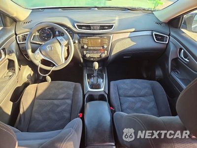 Zdjęcie 8 z 14 samochodu: 2016 NISSAN ROGUE SV VIN:JN8AT2MT6GW024293 - miniatura