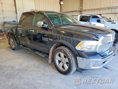 Czwarte zdjęcie samochodu z boku: 2018 RAM 1500 SLT VIN:1C6RR7LT0JS145385 - miniatura