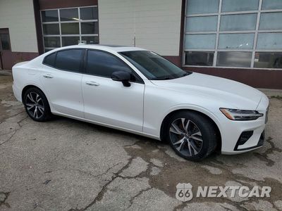 Czwarte zdjęcie samochodu z boku: 2019 VOLVO S60 T6 R-DESIGN VIN:7JRA22TM1KG016826 - miniatura