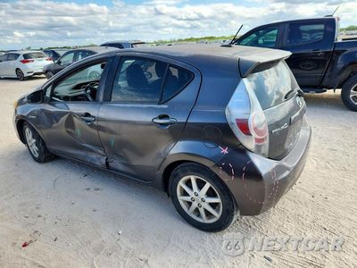 Drugie zdjęcie samochodu z przodu: 2012 TOYOTA PRIUS C THREE VIN:JTDKDTB30C1520199 - miniatura