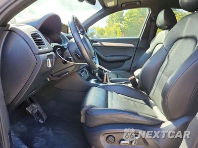 Zdjęcie 7 z 13 samochodu: 2017 AUDI Q3 PRESTIGE VIN:WA1GCCFS8HR011099 - miniatura