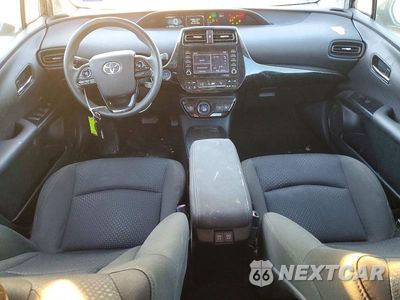 Zdjęcie 8 z 13 samochodu: 2021 TOYOTA PRIUS LE VIN:JTDKAMFU4M3148440 - miniatura