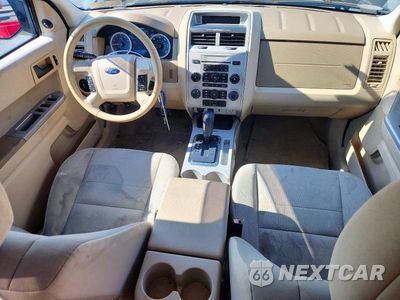 Zdjęcie 8 z 13 samochodu: 2012 FORD ESCAPE XLT VIN:1FMCU0D70CKB87169 - miniatura