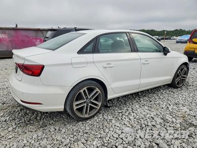 Trzecie zdjęcie samochodu z tyłu: 2020 AUDI A3 PREMIUM VIN:WAUAUGFF0LA103427 - miniatura