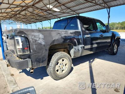 Trzecie zdjęcie samochodu z tyłu: 2010 CHEVROLET SILVERADO K1500 LT VIN:3GCRKSE36AG106143 - miniatura