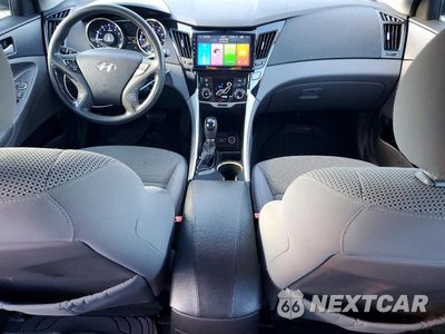 Zdjęcie 8 z 12 samochodu: 2011 HYUNDAI SONATA GLS VIN:5NPEB4AC0BH072340 - miniatura