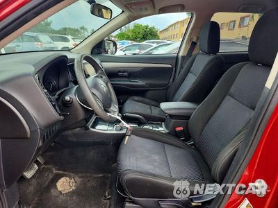 Zdjęcie 7 z 12 samochodu: 2018 MITSUBISHI OUTLANDER SE VIN:JA4AZ3A32JZ066657 - miniatura