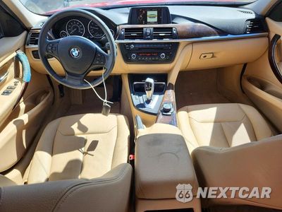 Zdjęcie 8 z 12 samochodu: 2015 BMW 320 I VIN:WBA3B1C57FP831755 - miniatura
