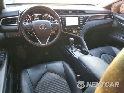 Zdjęcie 8 z 12 samochodu: 2018 TOYOTA CAMRY SE VIN:4T1B11HK0JU567736 - miniatura