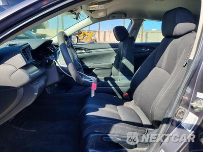 Zdjęcie 7 z 12 samochodu: 2019 HONDA CIVIC LX VIN:2HGFC2F63KH542184 - miniatura