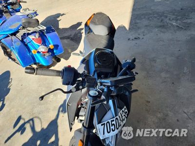 Piąte zdjęcie samochodu w środku: 2023 KTM 390 DUKE VIN:MD2JPJ402PC224423 - miniatura