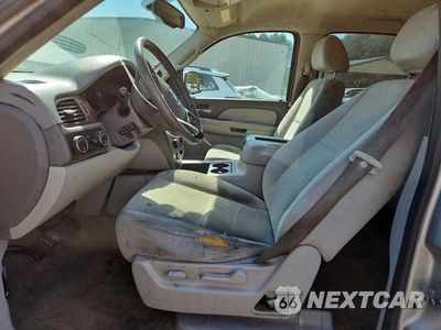 Zdjęcie 7 z 13 samochodu: 2007 GMC YUKON VIN:1GKFK13007J136479 - miniatura