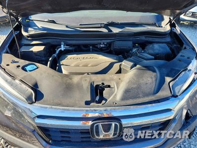 Zdjęcie 11 z 12 samochodu: 2019 HONDA RIDGELINE RTL VIN:5FPYK3F7XKB035370 - miniatura