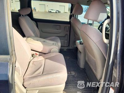 Zdjęcie 10 z 12 samochodu: 2016 KIA SEDONA LX VIN:KNDMB5C19G6144263 - miniatura