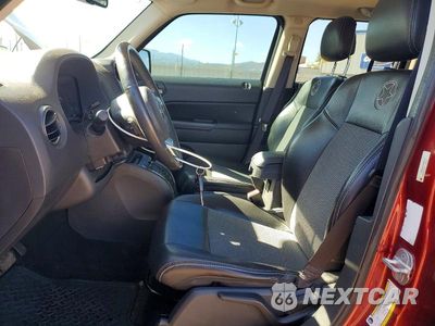 Zdjęcie 7 z 13 samochodu: 2014 JEEP PATRIOT LATITUDE VIN:1C4NJRFB2ED588533 - miniatura