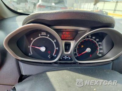 Zdjęcie 9 z 12 samochodu: 2013 FORD FIESTA SE VIN:3FADP4BJ6DM193824 - miniatura