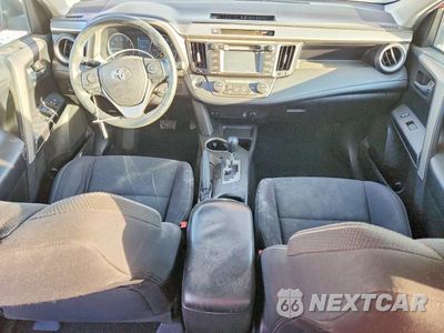 Zdjęcie 8 z 12 samochodu: 2018 TOYOTA RAV4 XLE VIN:2T3RFREV9JW797022 - miniatura