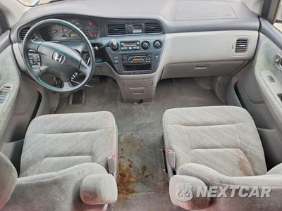 Zdjęcie 8 z 14 samochodu: 2004 HONDA ODYSSEY EX VIN:5FNRL186X4B024293 - miniatura