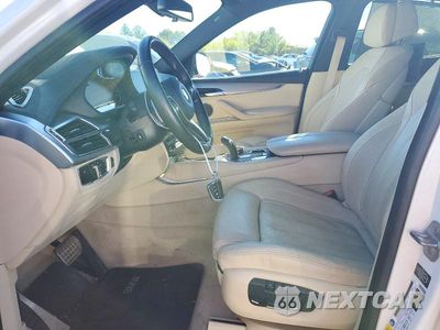 Zdjęcie 7 z 13 samochodu: 2015 BMW X6 XDRIVE50I VIN:5UXKU6C58F0F93897 - miniatura