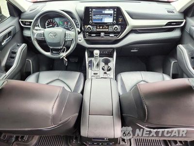 Zdjęcie 8 z 13 samochodu: 2021 TOYOTA HIGHLANDER XLE VIN:5TDHZRBH1MS094697 - miniatura