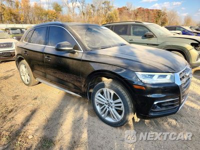 Czwarte zdjęcie samochodu z boku: 2018 AUDI Q5 PRESTIGE VIN:WA1CNAFY0J2099615 - miniatura