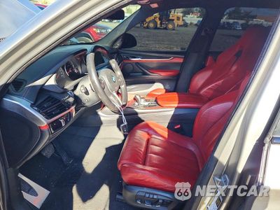 Zdjęcie 7 z 13 samochodu: 2015 BMW X5 M VIN:5YMKT6C56F0C89107 - miniatura