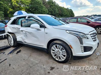 Czwarte zdjęcie samochodu z boku: 2017 CADILLAC XT5 PREMIUM LUXURY VIN:1GYKNERS0HZ104310 - miniatura
