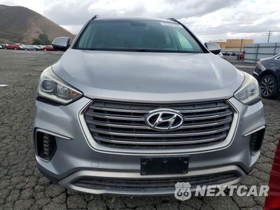 Piąte zdjęcie samochodu w środku: 2018 HYUNDAI SANTA FE SE VIN:KM8SM4HF5JU269212 - miniatura