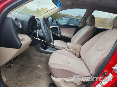 Zdjęcie 7 z 13 samochodu: 2007 TOYOTA RAV4 BASE VIN:JTMBD35V575116987 - miniatura