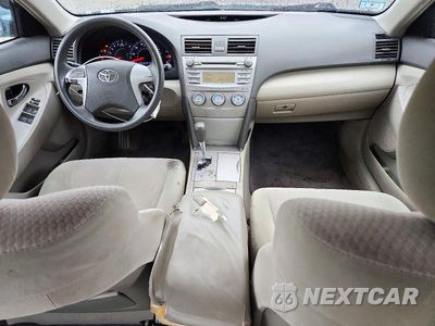 Zdjęcie 8 z 13 samochodu: 2010 TOYOTA CAMRY LE VIN:4T4BF3EK0AR063842 - miniatura