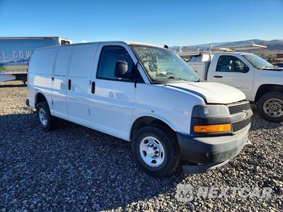 Czwarte zdjęcie samochodu z boku: 2020 CHEVROLET EXPRESS G2500 VIN:1GCWGAFP1L1244237 - miniatura